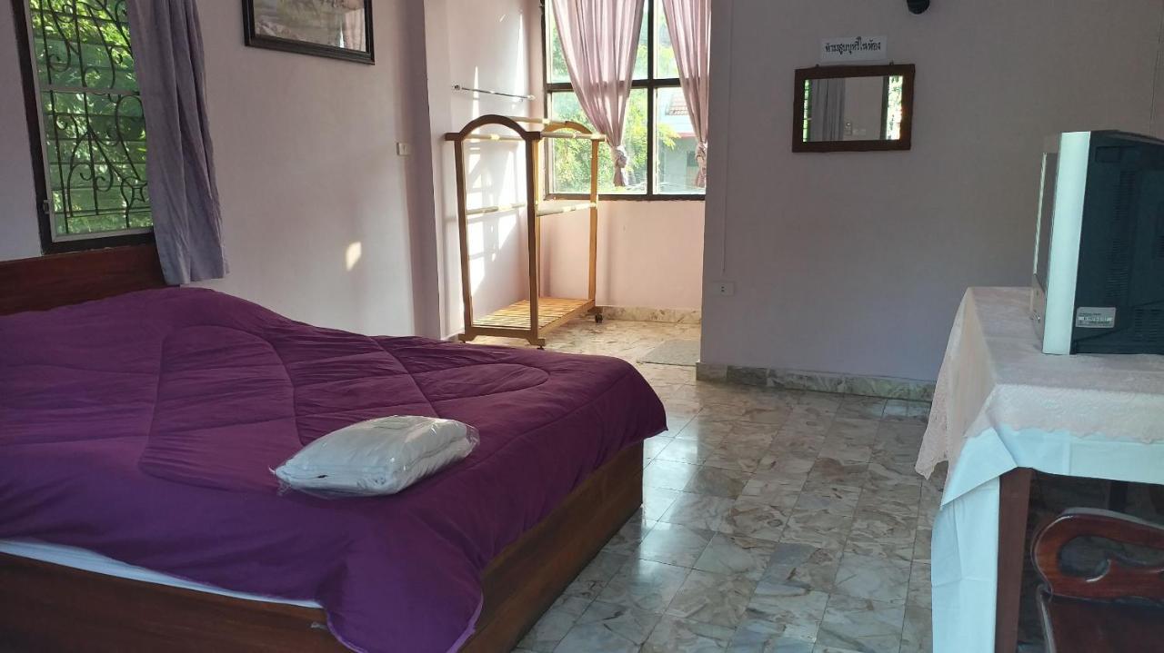 The 99 Inn Hotel Pakchong Bagian luar foto