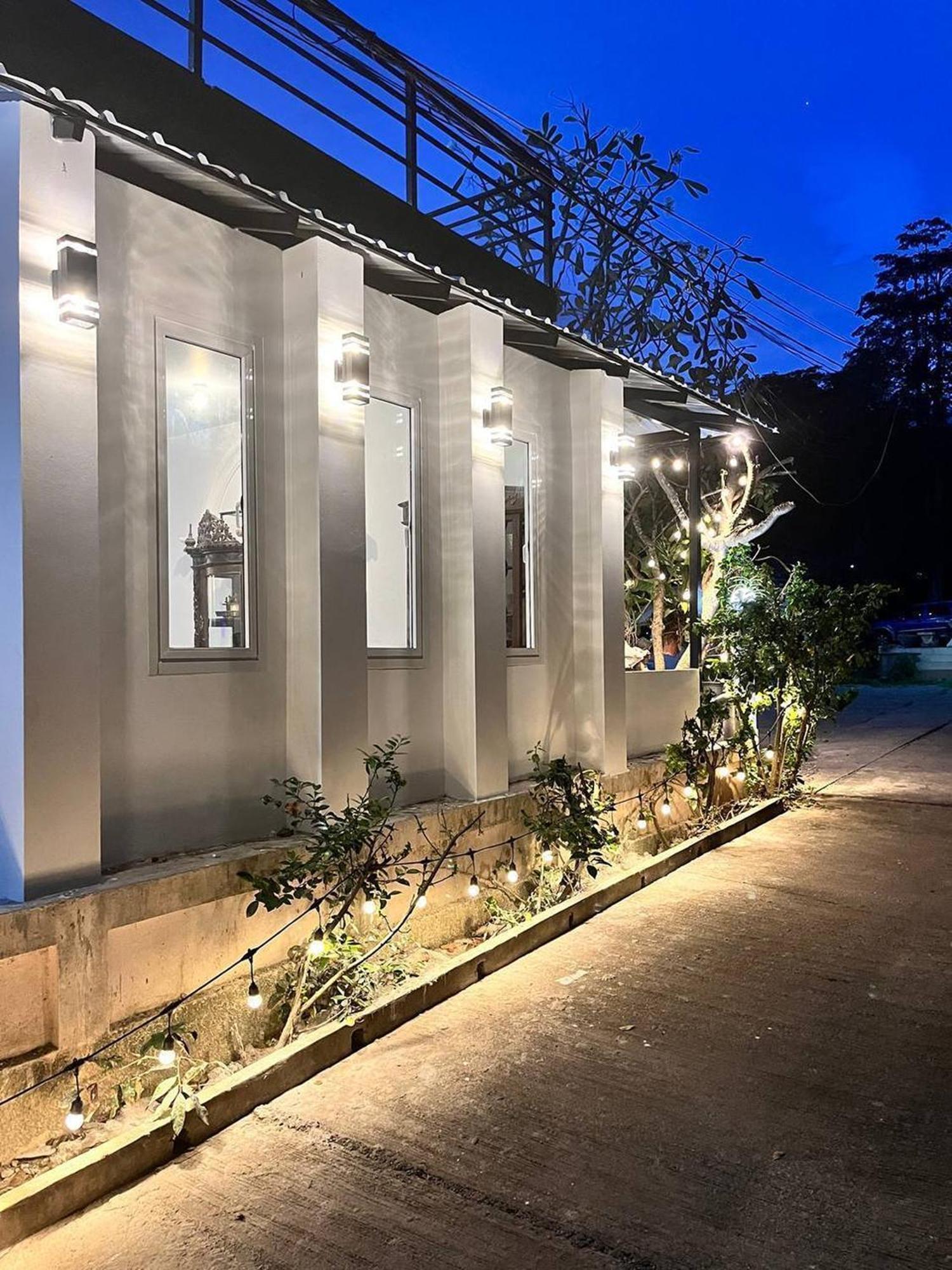 The 99 Inn Hotel Pakchong Bagian luar foto